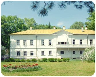 5 км от музея-усадьбы Л.Н.Толстого «Ясная Поляна»